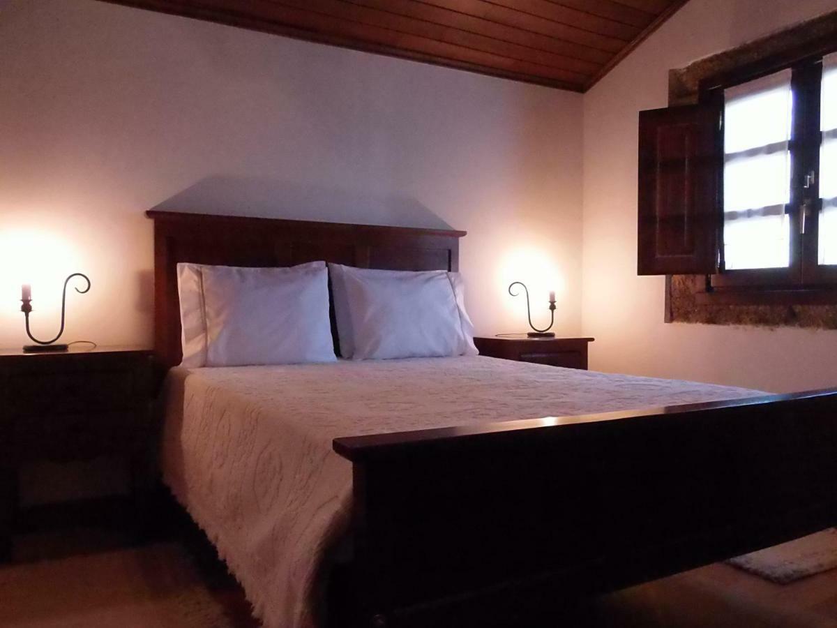 Casa Dona Urraca Hotell Vilarinho da Castanheira Eksteriør bilde